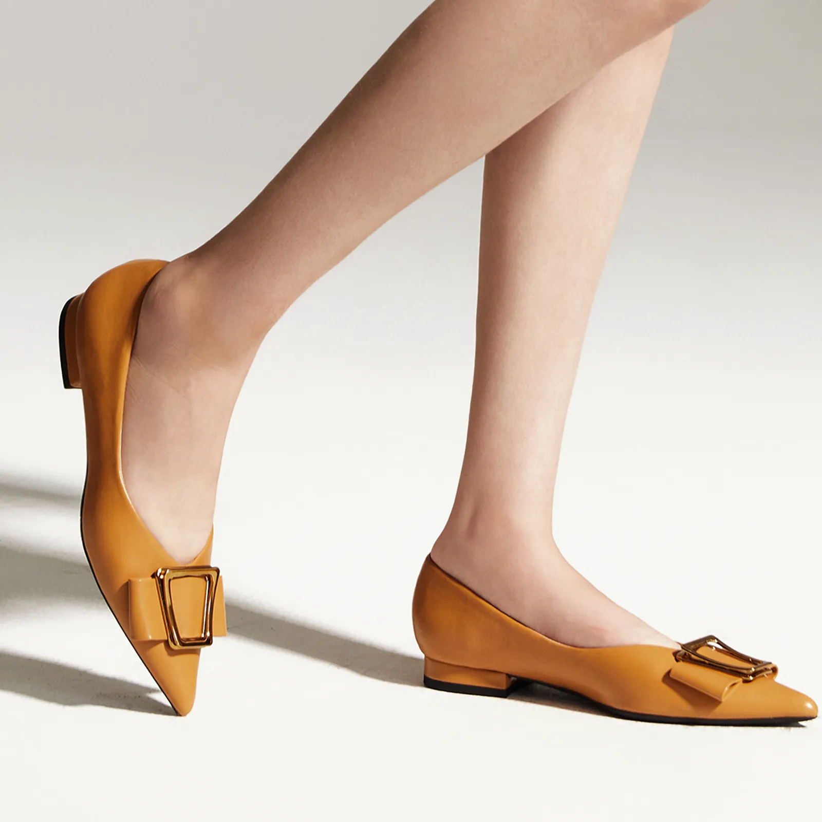 Hot Geometric Buckle Pointed Toe Flats