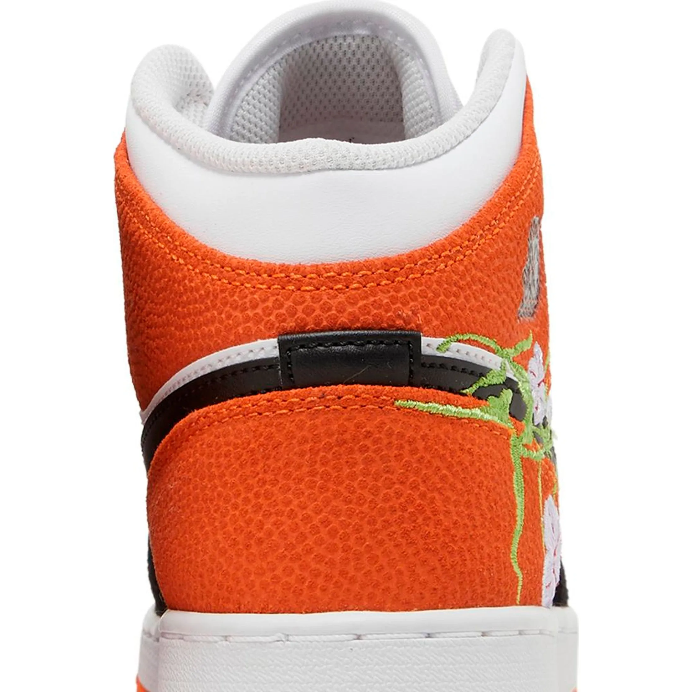 Nike Air Jordan 1 Mid GS sneakers, orange